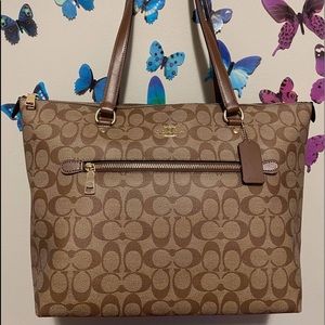 Coach Tote